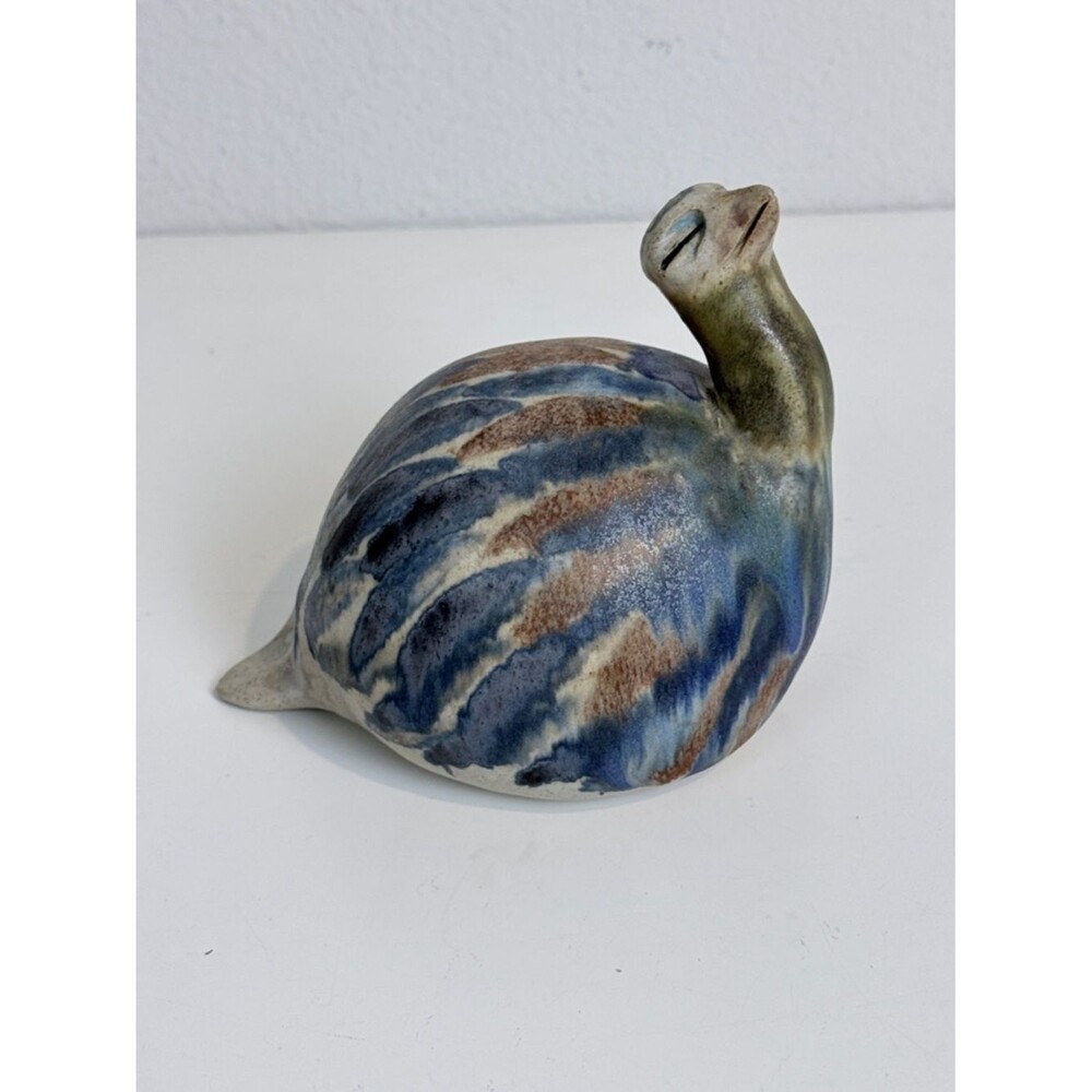 Tonala Mexican Folk Art Ceramic Bird Figurine 2010 Aida Artist Signed